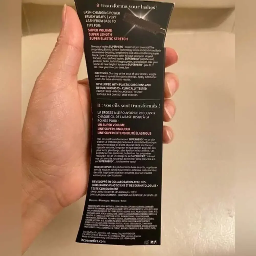 NWT IT Cosmetics Superhero Elastic Stretch Volumizing Lengthening Mascara Black